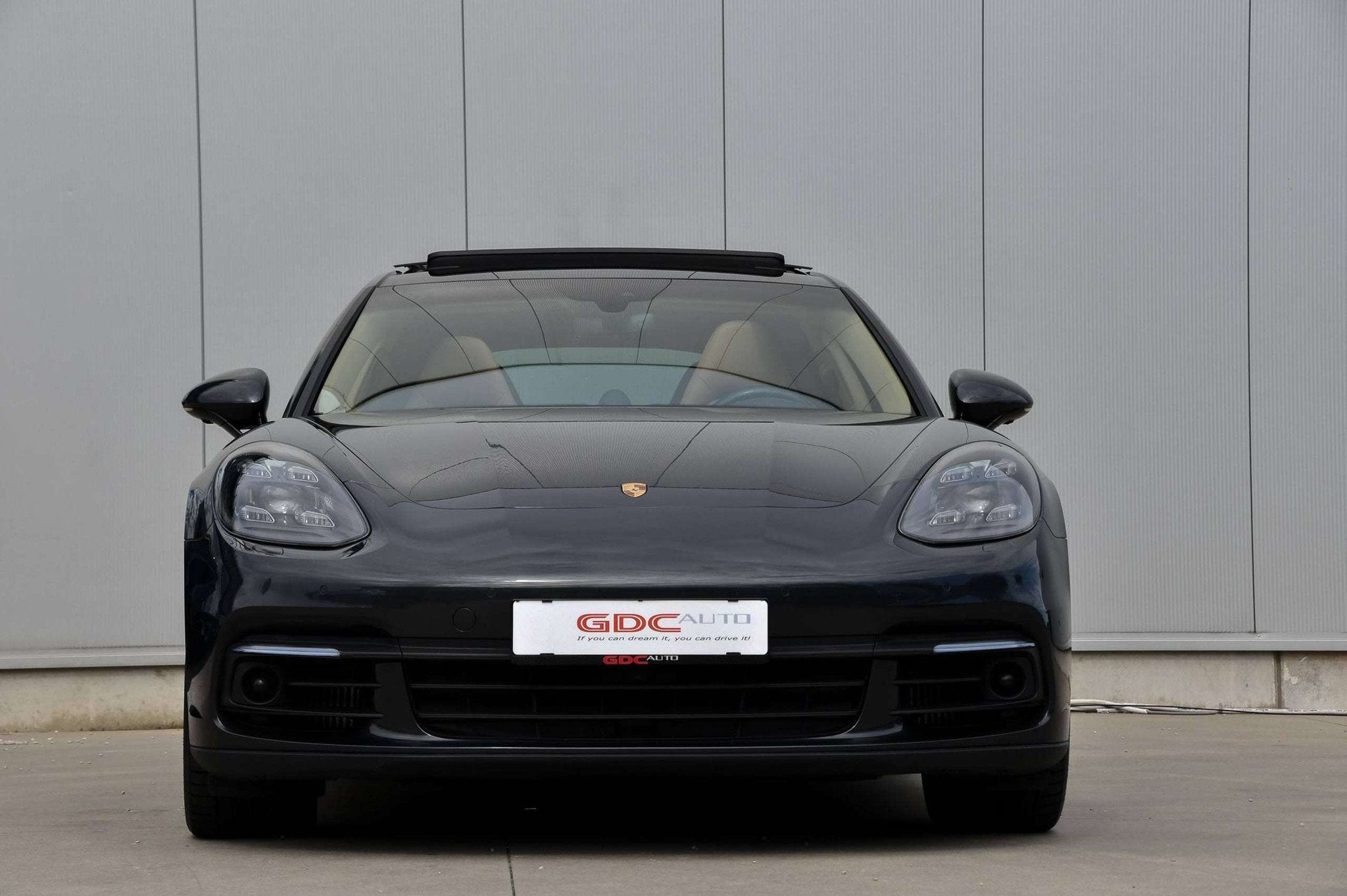 Porsche Panamera 4 e-Hybrid l Pano Dak l Luchtvering l Sport, Auto's, Automaat, 4 zetels, Gebruikt, 462 pk