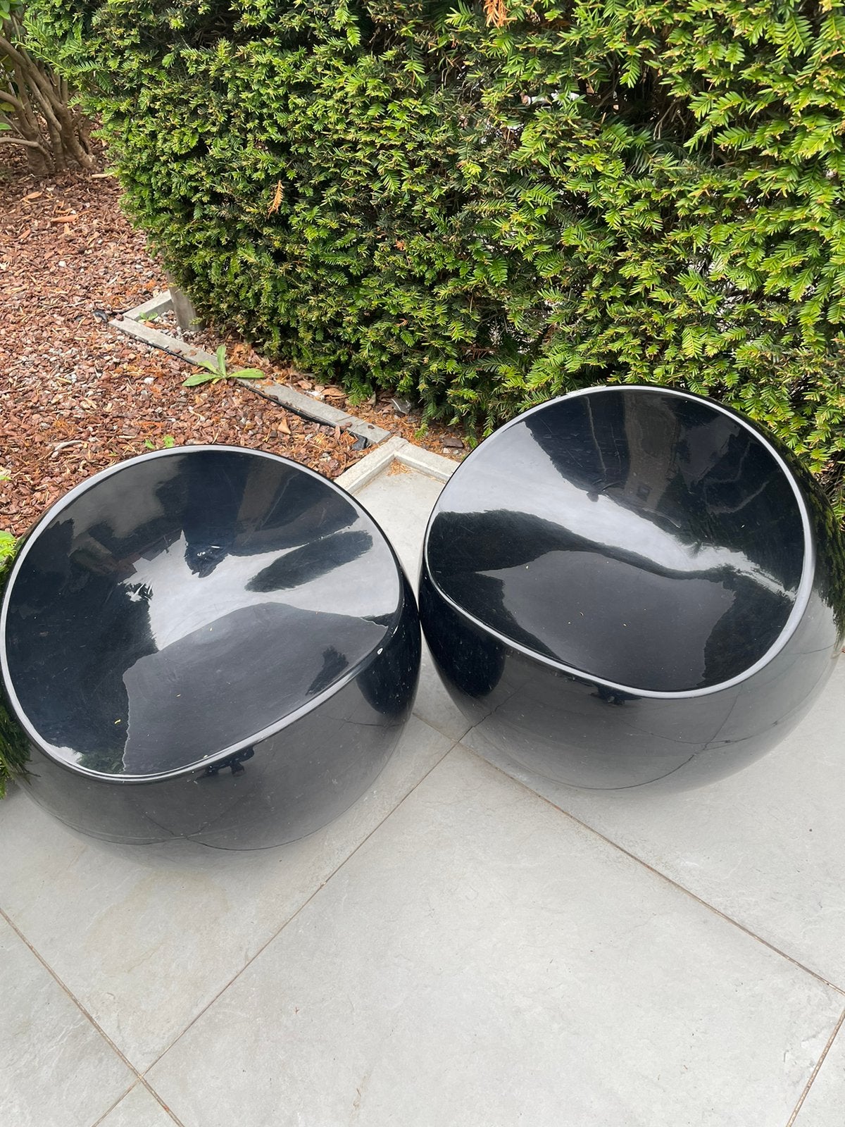 Ball chairs, Enlèvement
