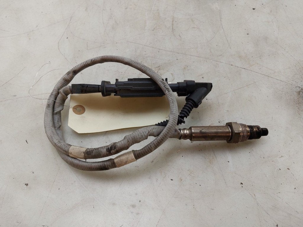 NOX SENSOR Audi A3 Sportback (8YA) (|05L907807AP|), Info@audi.de, Audi, Audi AG, Gebruikt