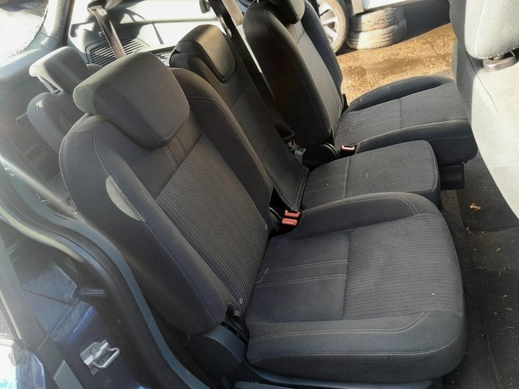 CEINTURE DE SECURITE ARRIERE CENTRALE Grand C-Max (DXA), Postoffice@zf.com, Löwentaler Straße 20
88046  Friedrichshafen, DE, ZF Friedrichshafen AG