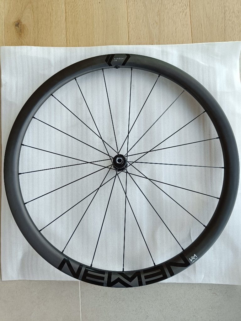 Newmen Streem Climb 35/38mm, Neuf, Gravelbike, Enlèvement, Newmen