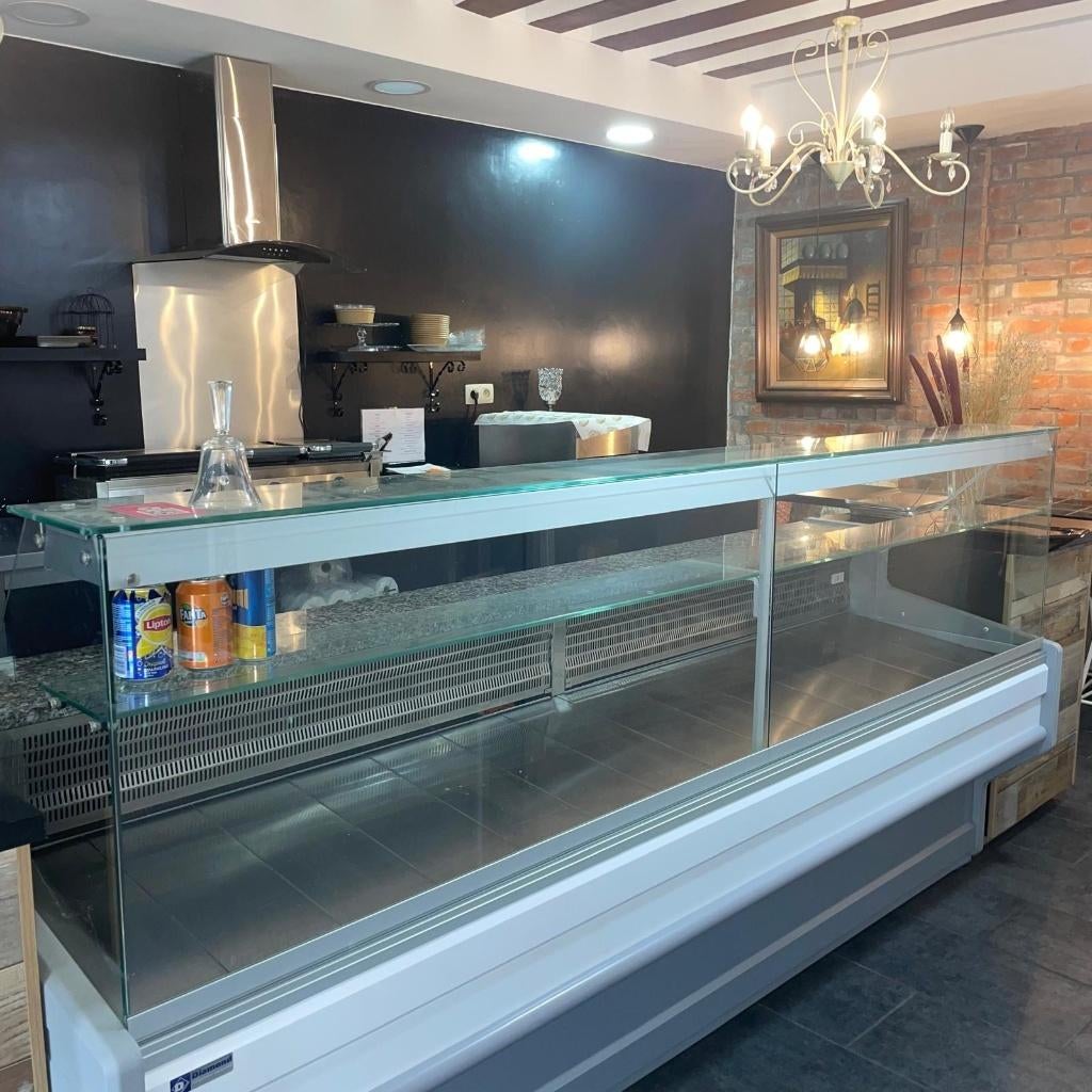 Koeltoonbank Diamond, Ophalen