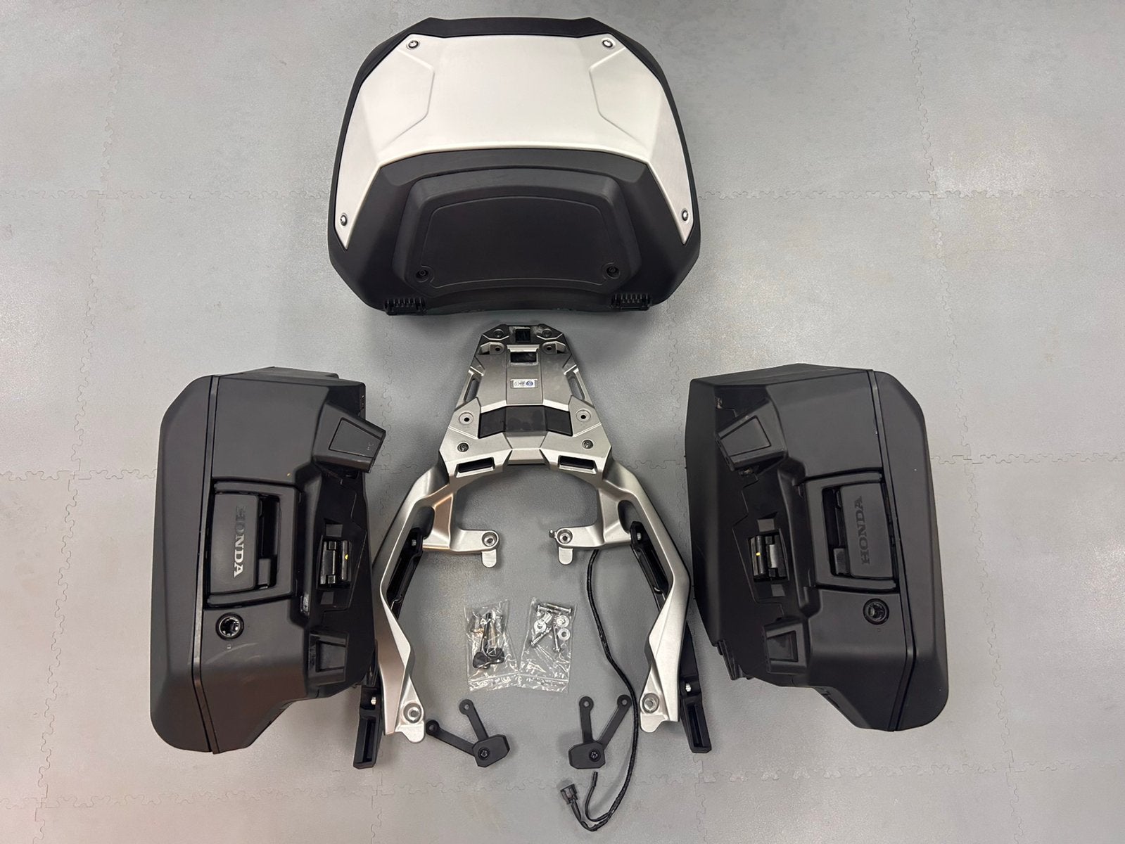 Kofferset X-Adv750 en NSS750 (Forza), Motoren, Ophalen, Zo goed als nieuw