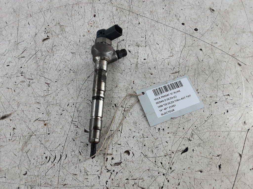 INJECTOR BRANDSTOF Volkswagen Passat (3G2) (04L130277AD), Auto-onderdelen, Gebruikt, Volkswagen, Mevr. I. Hauben, Rue de l'Espoir 34 34
4030  GRIVEGNÉE, BE