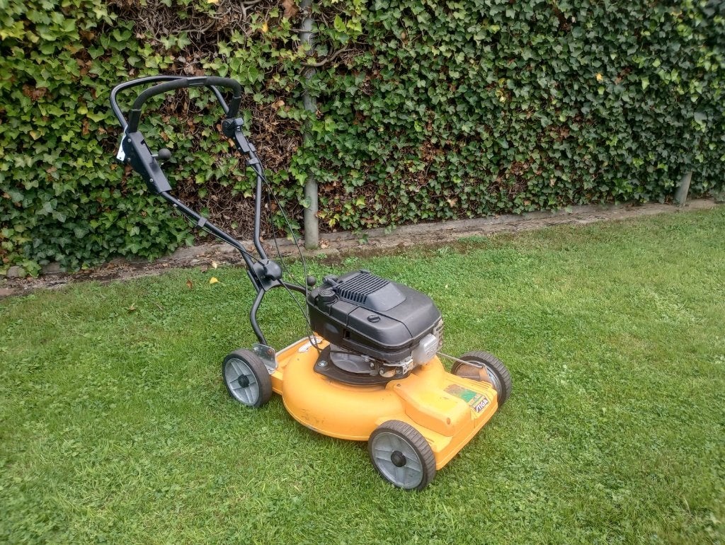Stiga pro mulch grasmaaier, Cirkelmaaier, Ophalen, Zo goed als nieuw, Benzine-grasmaaier