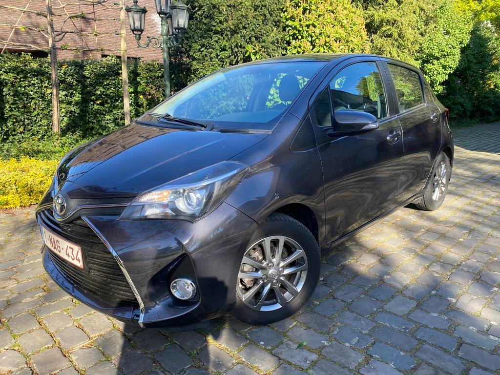 Toyota Yaris 1,33 B slechts 80.000 km nette wagen, Auto's, Toyota, Electronic Stability Program (ESP), Euro 6, Bedrijf, Handgeschakeld