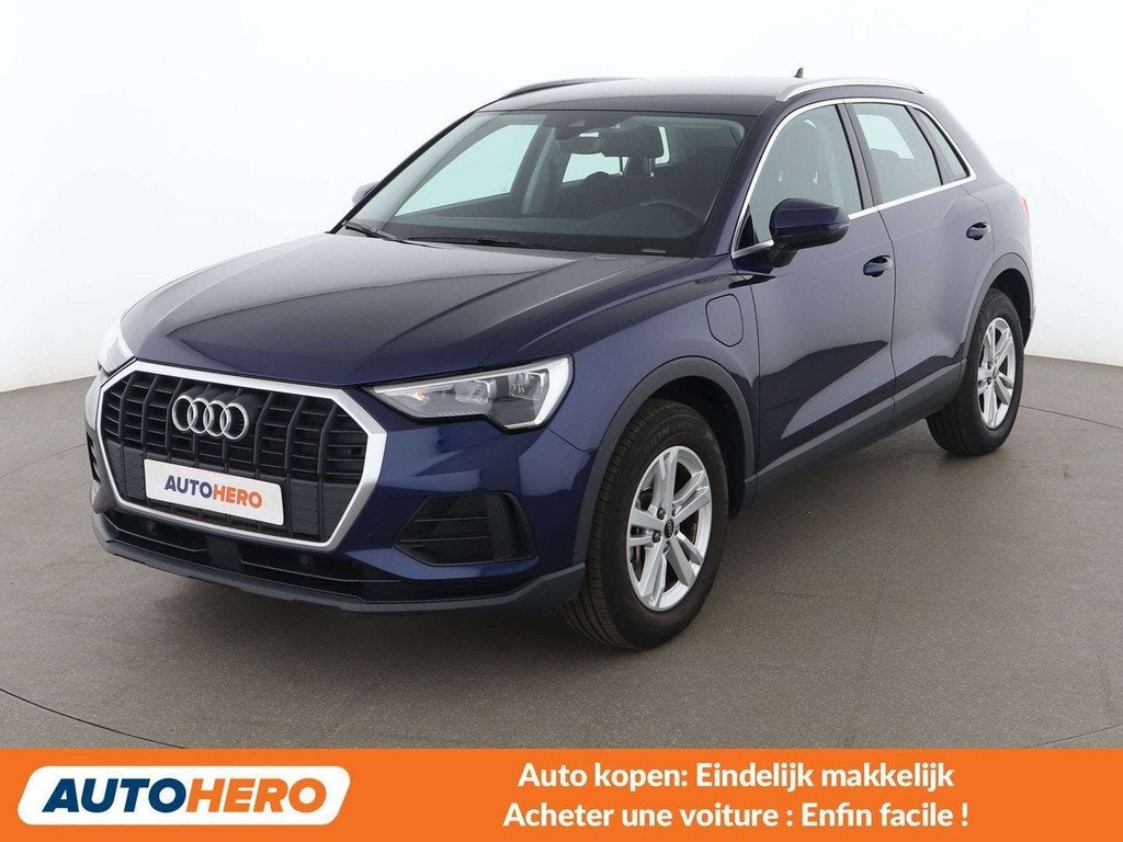 Audi Q3 45 TFSIe (année de construction 2021, automatique), Autos, Audi, Achat, Euro 6, Noir, 5 portes