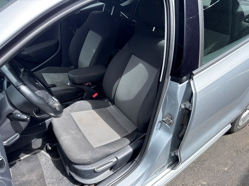 SIEGE AVANT GAUCHE ( CONDUCTEUR ) Volkswagen Polo V (6R), Volkswagen, Volkswagen AG, Utilisé, Kundenbetreuung@volkswagen.de