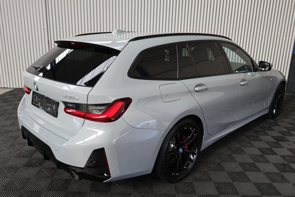 BMW 330 e Touring M-Sport Pro Drive Assist Prof Harman Kard, 0 kg, Argent ou Gris, Euro 6, 0 kg