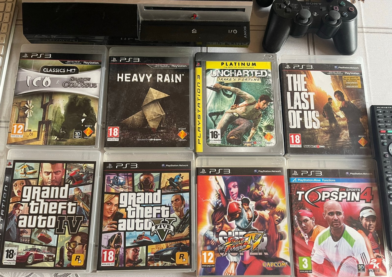 PS3 Fatpack + 2 controllers+ 10 games +Blu-ray-films - telec, Games en Spelcomputers, Spelcomputers | Sony PlayStation 3, Ophalen