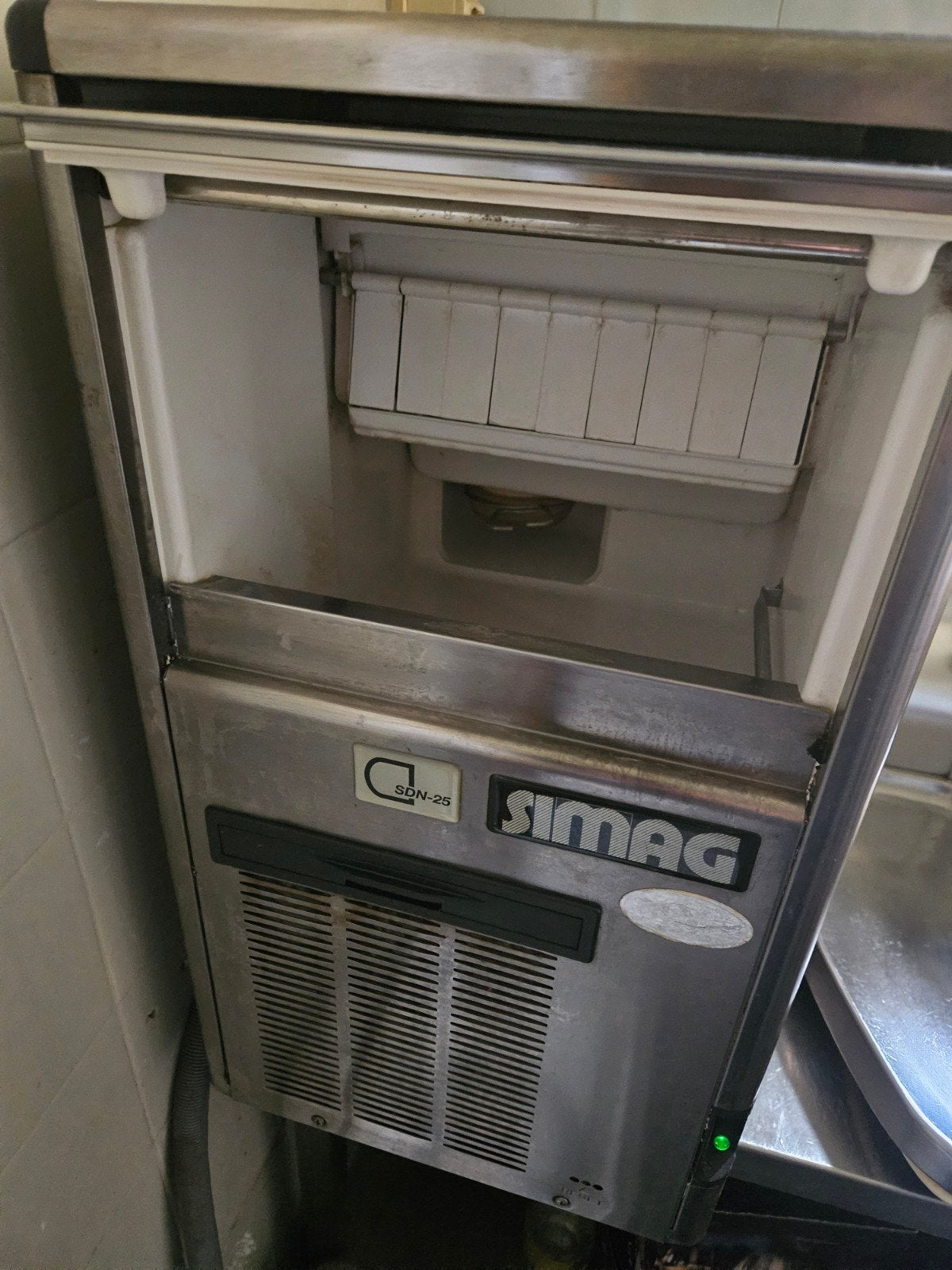 ijsblokjesmachine professioneel  Simag, Zakelijke goederen, Ophalen