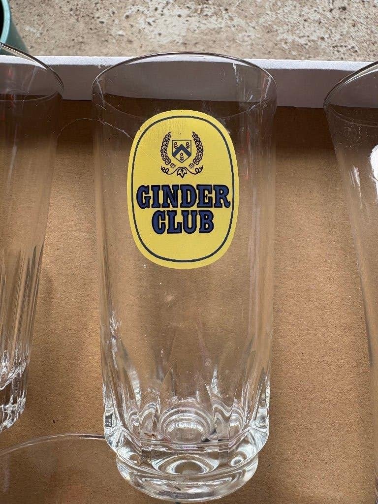 Club Ginder, Collections, Marques de bière, Utilisé, Verre ou Verres, Autres marques, Enlèvement ou Envoi
