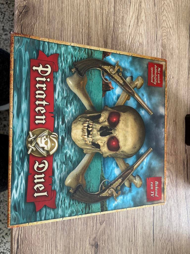 Jeu de société Pirate Duel, Trois ou quatre joueurs, Enlèvement, Neuf