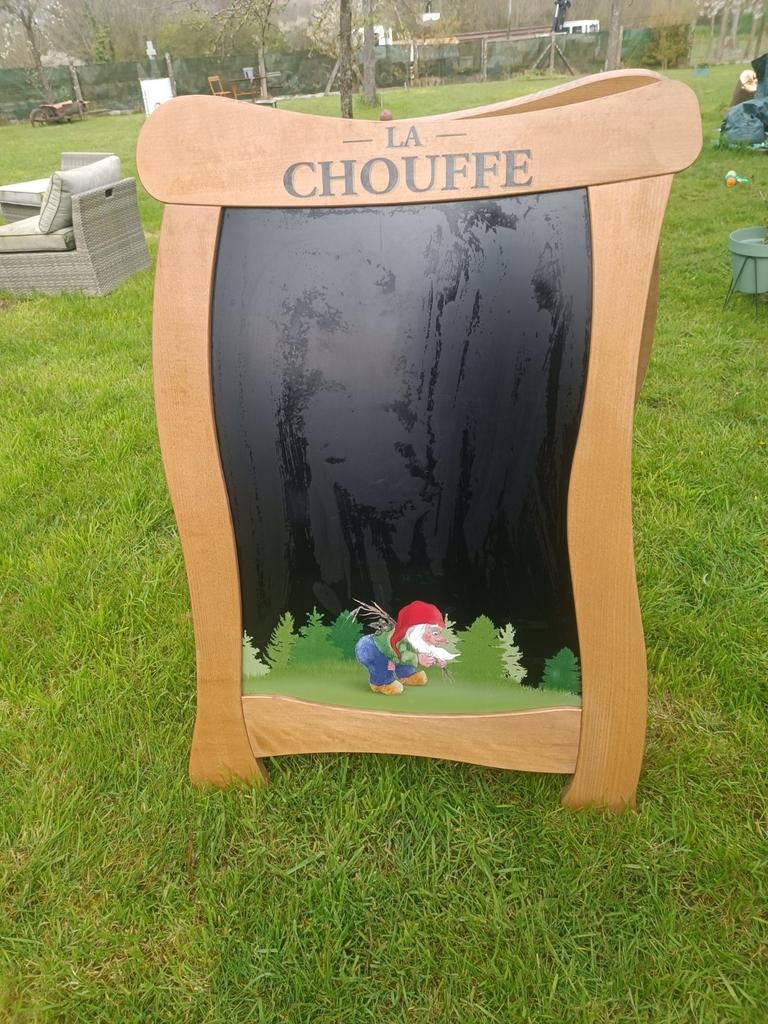 La Chouffe Stoepbord, Ophalen