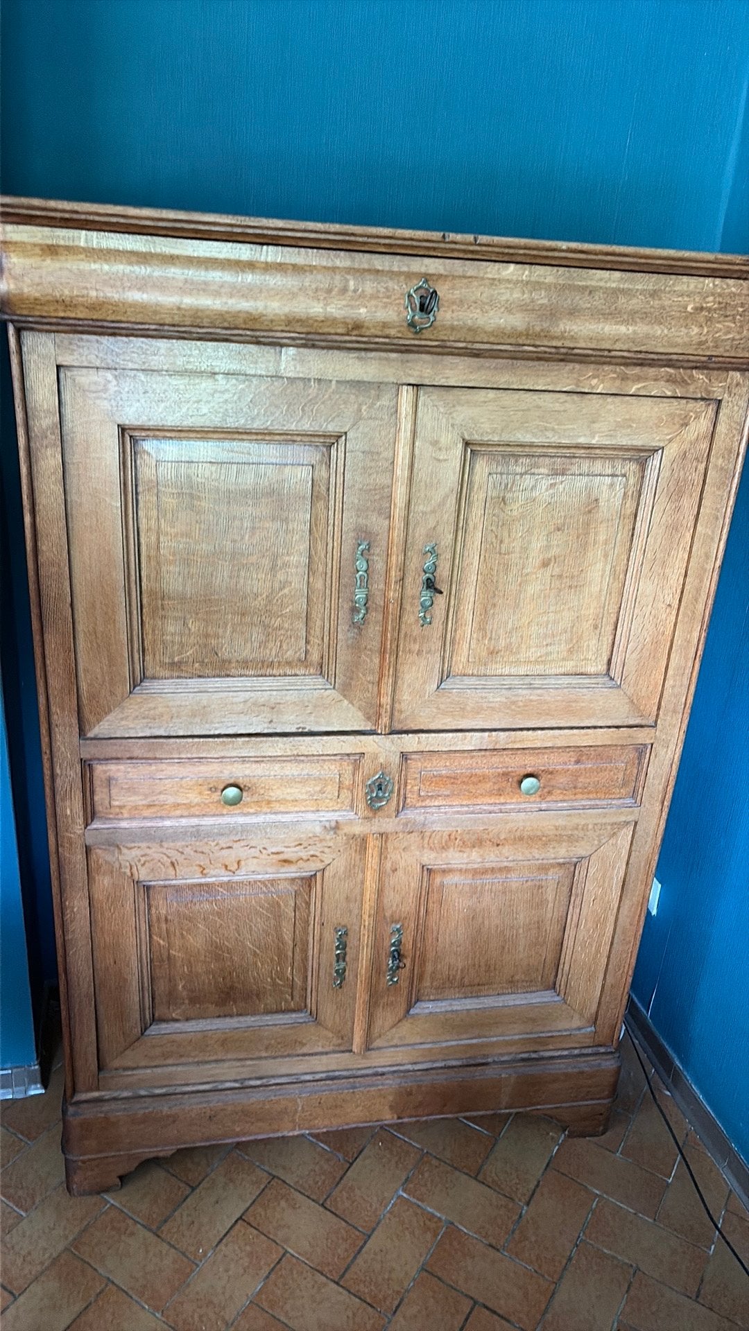 Buffet haut ancien en chêne massif  / Meuble de métier, Ophalen, Gebruikt, Louis Philippe