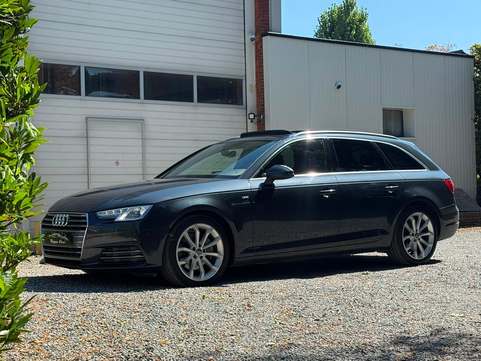 Audi A4 2.0 TDi S Line Pano Automaat Xenon Full 2016 190pk, Auto's, Automaat, Bedrijf, Te koop, Parkeersensor