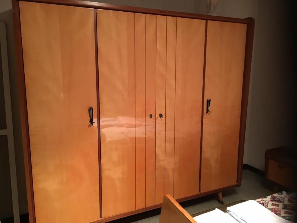 bed + kast + 2 nachtkastjes + laag kastje, Huis en Inrichting, Slaapkamer | Bedden, Ophalen, Gebruikt