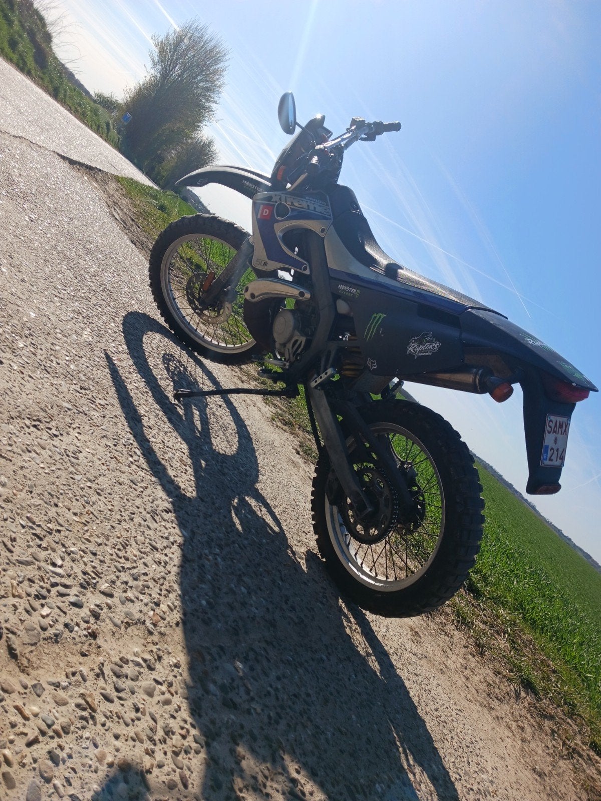 Derbie senda a klasse