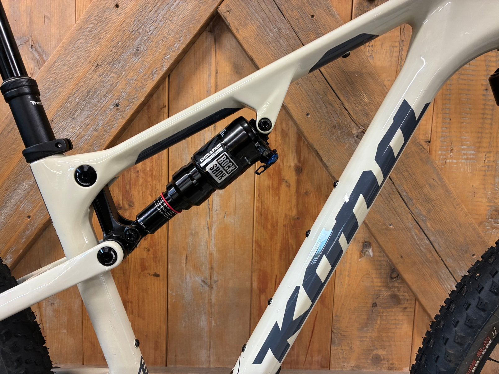 Kona HeiHei Carbon 2026 DEMO, Vélos & Vélomoteurs, Neuf, Autres marques, Enlèvement ou Envoi, VTT tout suspendu