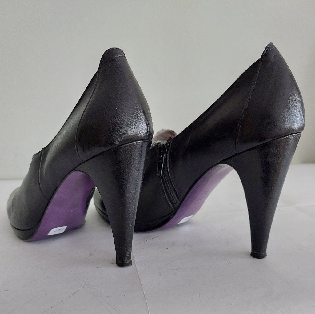 200C* MILANO magnifiques escarpins noirs tt cuir (41), Vêtements | Femmes, Escarpins, Porté, Noir, Envoi