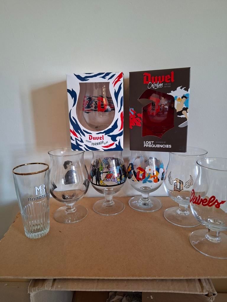 8 duvel glazen, Verzamelen, Glas en Drinkglazen, Ophalen of Verzenden