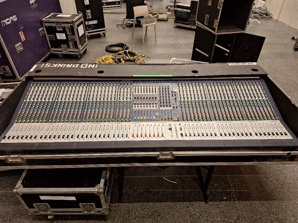 Soundcraft MH3, Enlèvement, Utilisé, 20 canaux ou plus