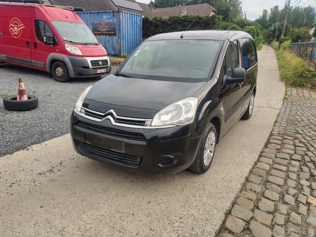 Citroën Berlingo 1.6 HDI 3 zitplaatsen, Autos, Euro 5, Achat, Entreprise, Boîte manuelle