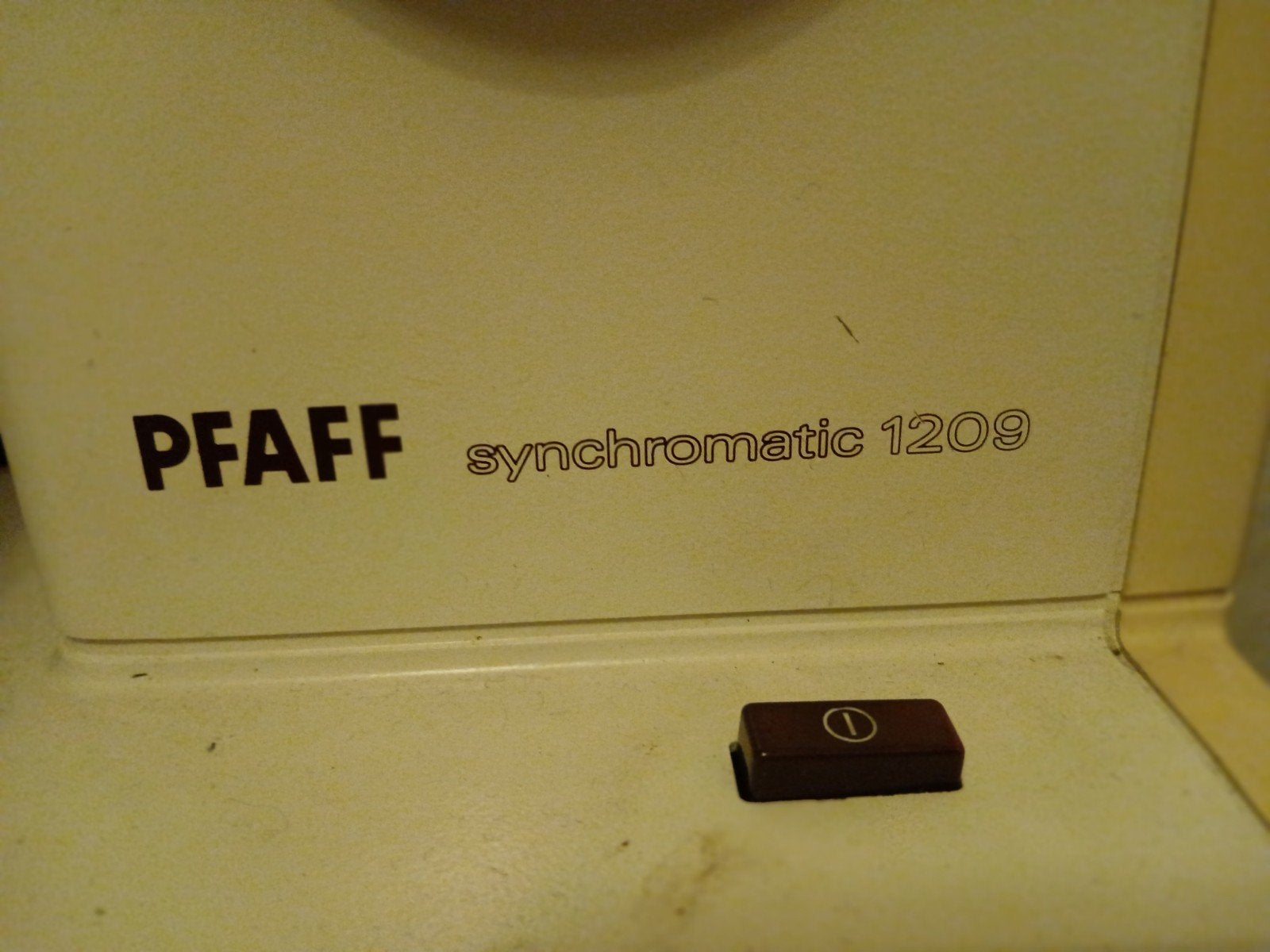 Pfaff synchromatique 1209, Pfaff, Machine à coudre, Industrie, Comme neuf