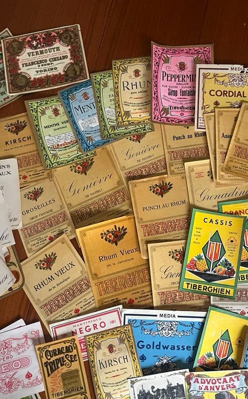 150 oude ongebruikte labels etiketten wijn elixir, Verzamelen, Ophalen of Verzenden, Zo goed als nieuw