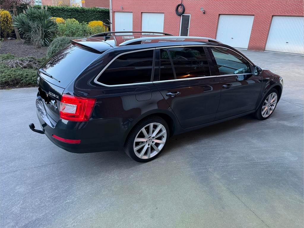 Skoda octavia break automatic 2.0tdi euro6, Autos, Skoda, Achat, 1968 cm³, Noir, 5 portes