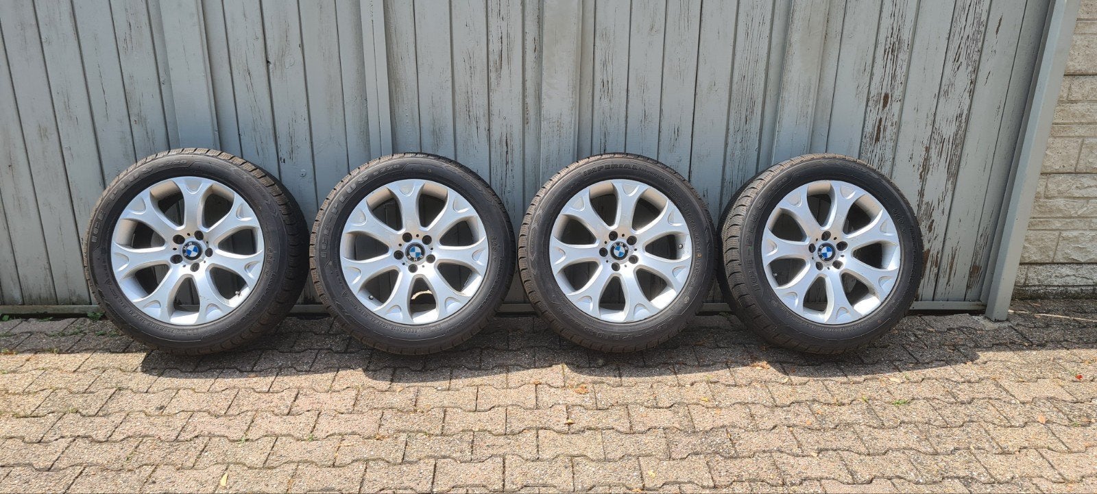 BMW X5 F15 / X6 F16 originele 19" velgen met winterbanden, Auto-onderdelen, Ophalen, Winterbanden, Velg(en)