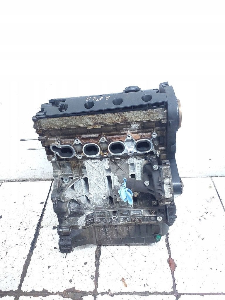 Moteur RFN Nu PEUGEOT 307, Autos : Pièces & Accessoires, Envoi, Utilisé, Daihatsu
