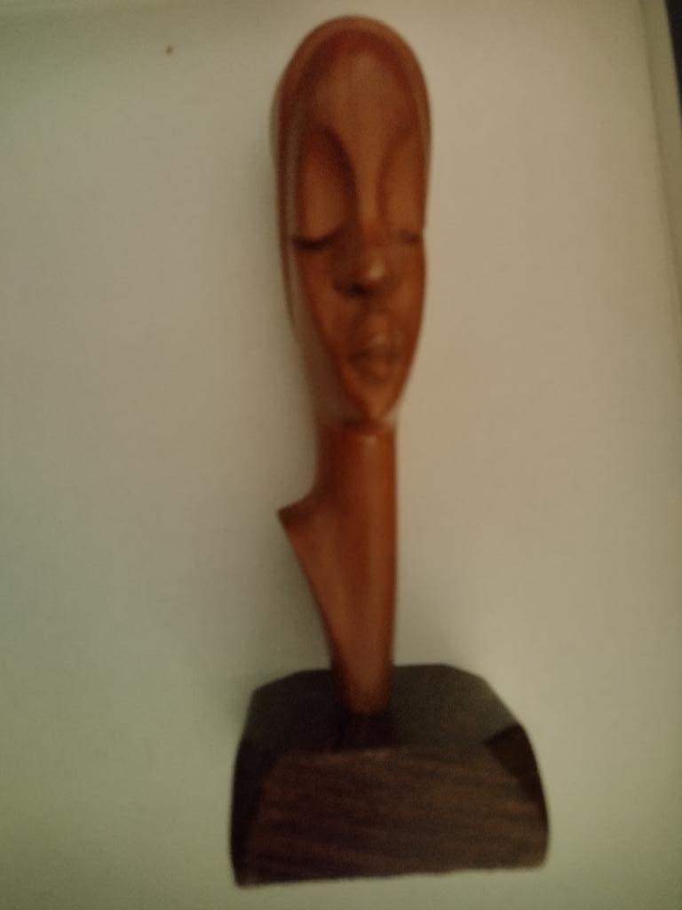 Houten beeld, Antiek en Kunst, Ophalen, Minder dan 20 cm, Op sokkel, Overige materialen