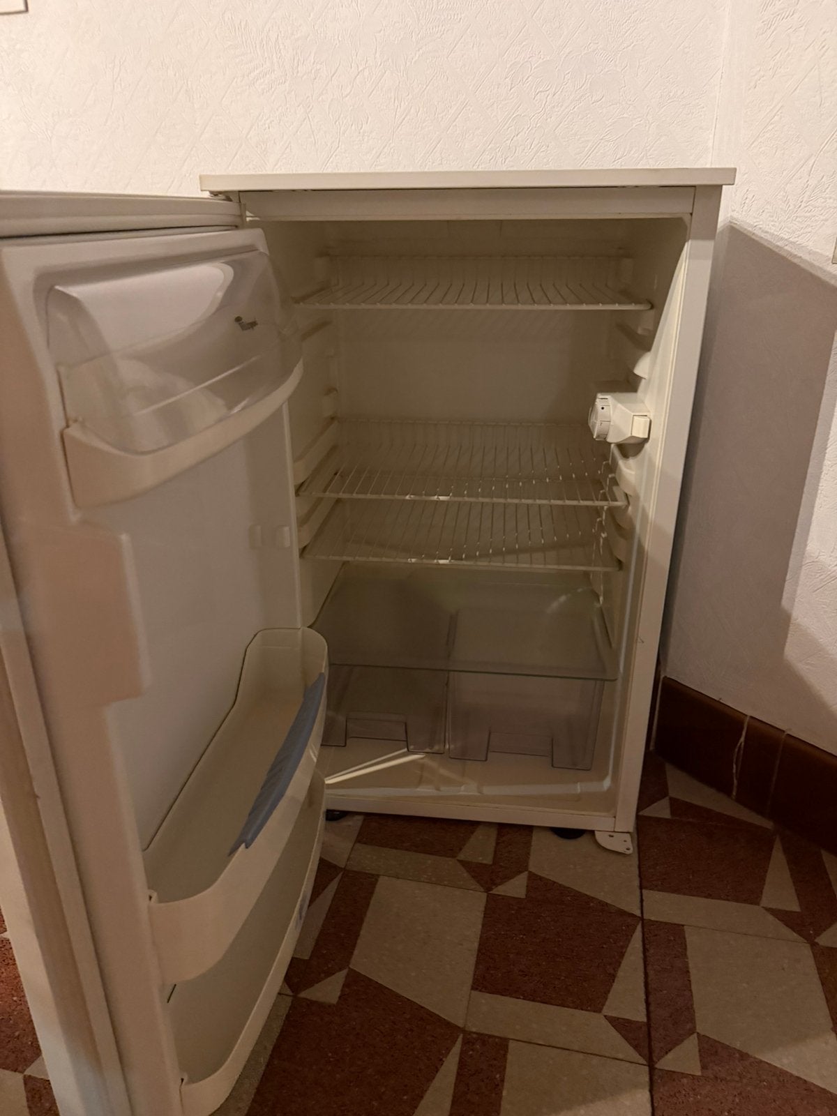 Frigo compact encastrable – blan, Enlèvement ou Envoi, 85 à 120 cm, 45 à 60 cm, 100 à 150 litres