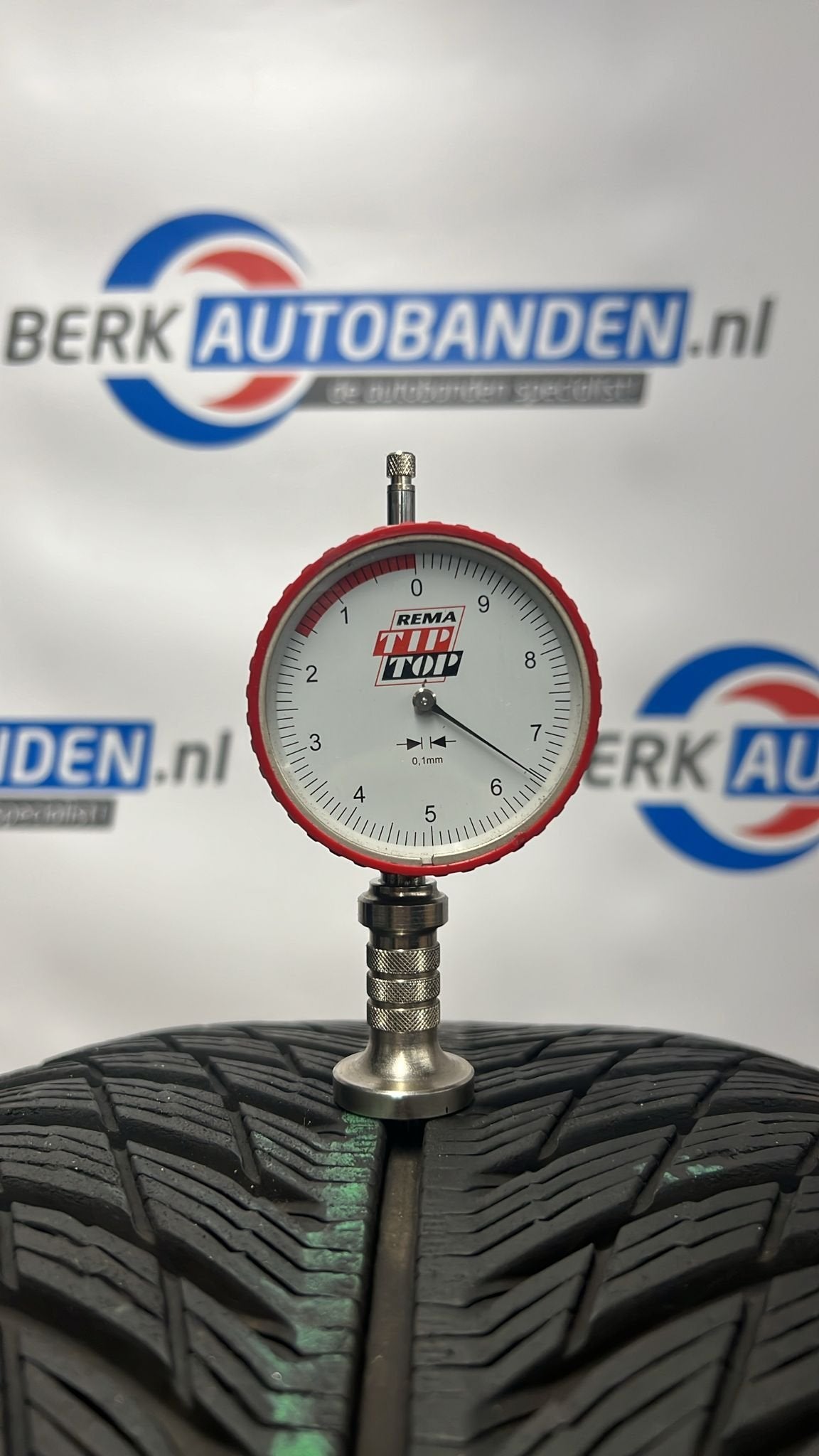 2x Michelin Alpin 5 245/45 R19 102V XL 245/45/19 2454519 (pr, 19 inch, -, -, Band(en)