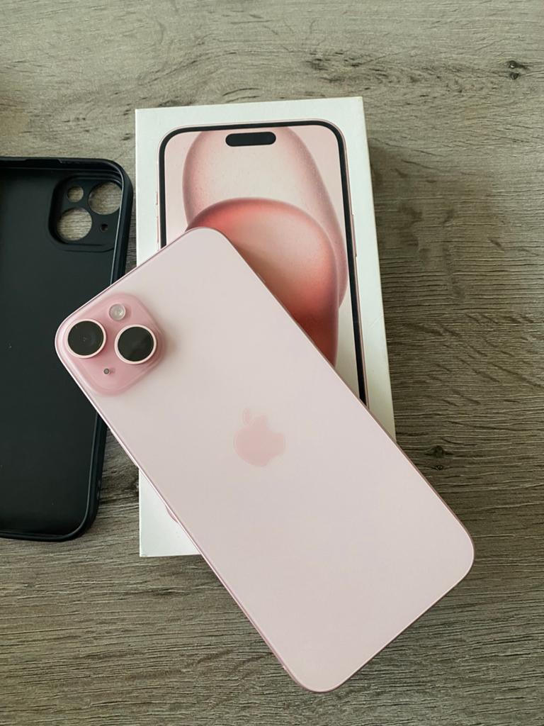 Zeer mooie roze iphone 15, Enlèvement, Comme neuf, Rose, IPhone 15