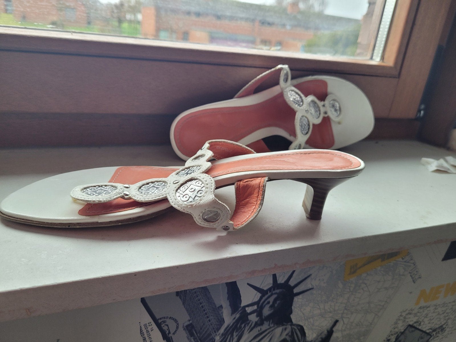 Outletschoen voor dames. Op het strand en binnen, Ophalen of Verzenden