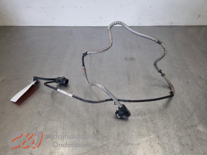 Conduit Adblue d'un Renault Master, Renault, -, 3 mois de garantie, Utilisé