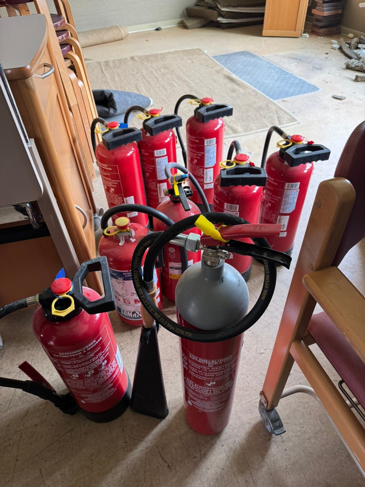 Brandblusapparaten, Huis en Inrichting, Brandblussers en Brandkasten, Ophalen, Zo goed als nieuw