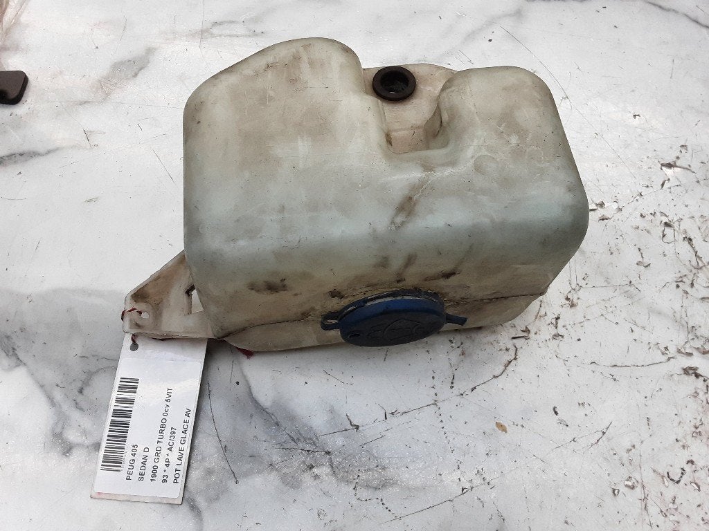 RUITENSPROEIERRESERVOIR VOOR Peugeot 405 II (4B), Gebruikt, Mevr. I. Hauben, Rue de l'Espoir 34 34
4030  GRIVEGNÉE, BE, Info@Collignon.be