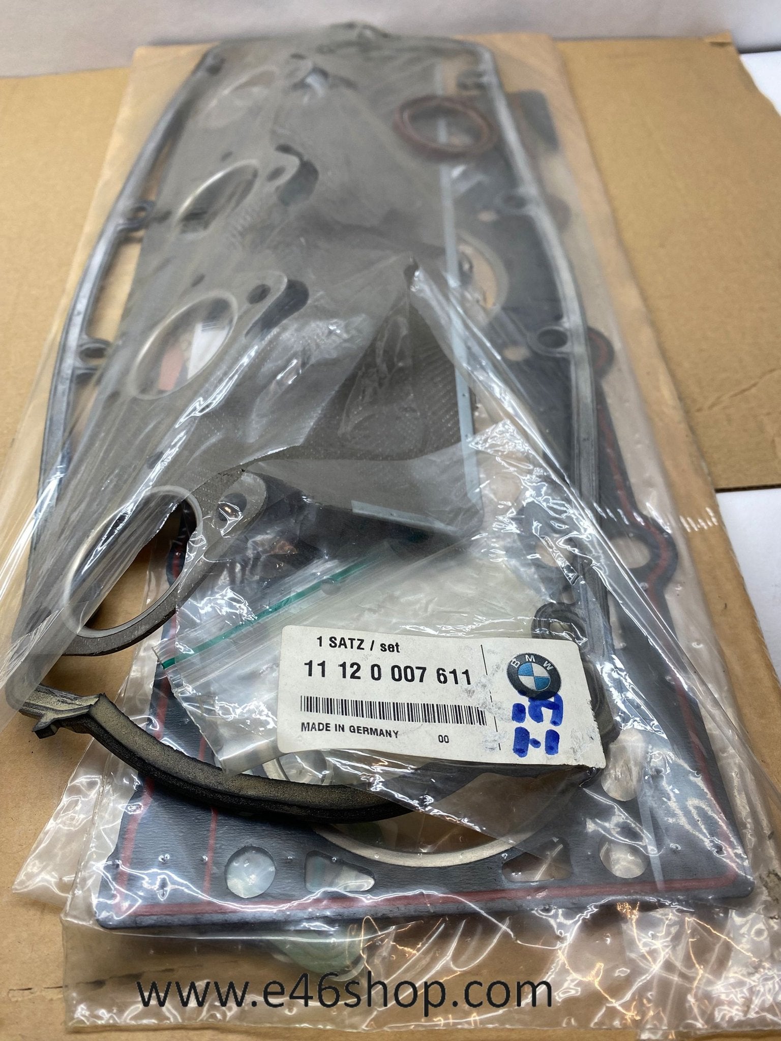 BMW E30 E36 E34 CILINDERKOP PAKKING SET OE 11120007611, Neuf, -, -, Enlèvement ou Envoi
