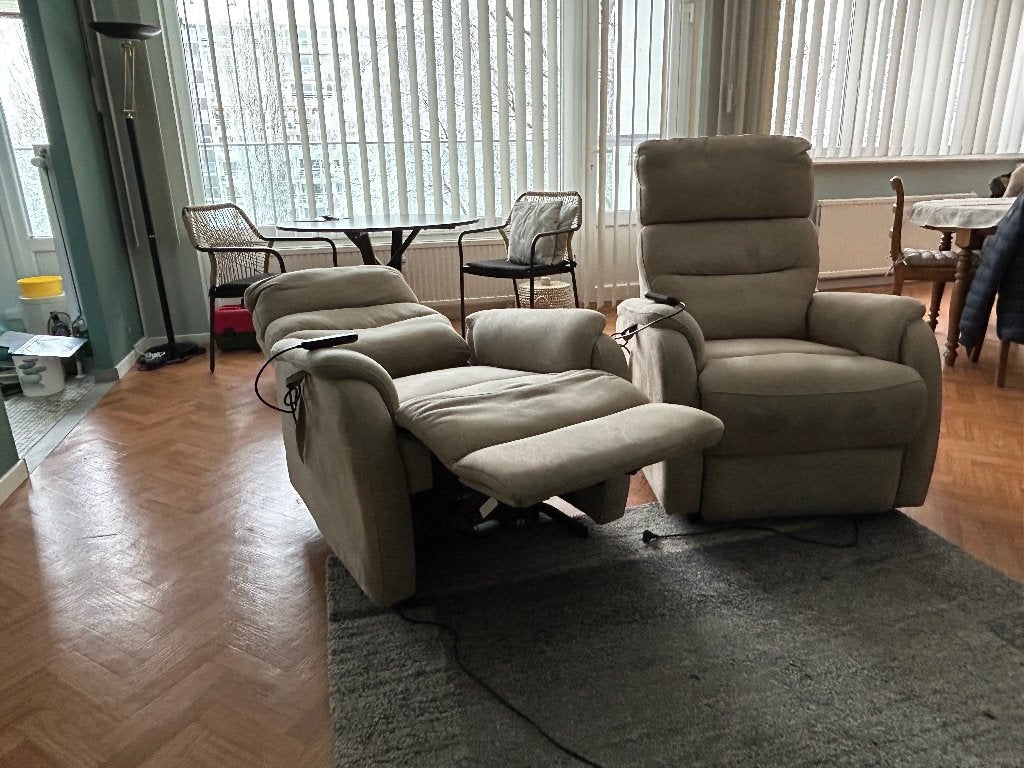 Fauteuil motorisé, Maison & Meubles, 75 à 100 cm, Comme neuf, Enlèvement, 75 à 100 cm