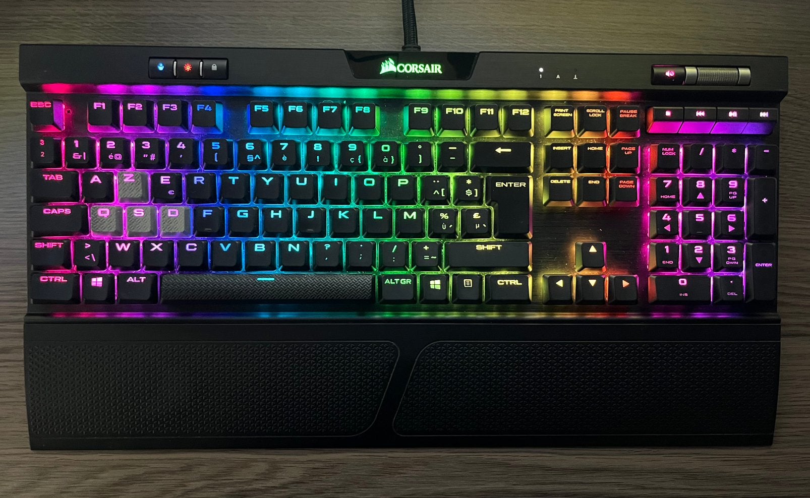 Corsair K70 RGB – Mechanical Gaming Keyboard - BE AZERTY, Informatique & Logiciels, Clavier gamer, Enlèvement ou Envoi, Azerty