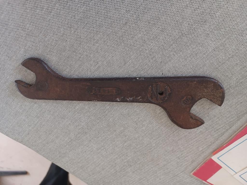 FN-sleutel, Motoren, Ophalen
