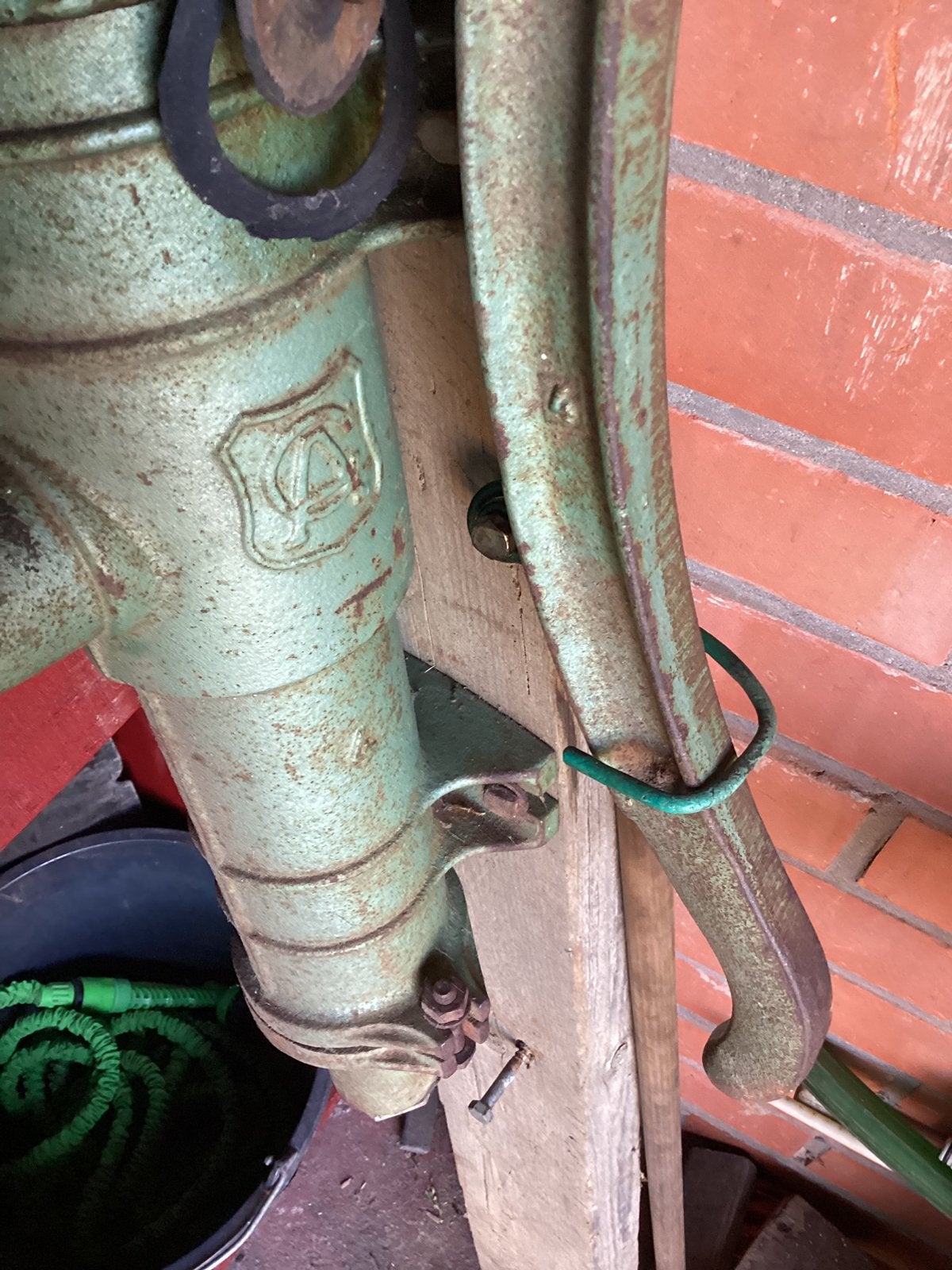 Waterpomp nr 4, Ophalen, Zo goed als nieuw