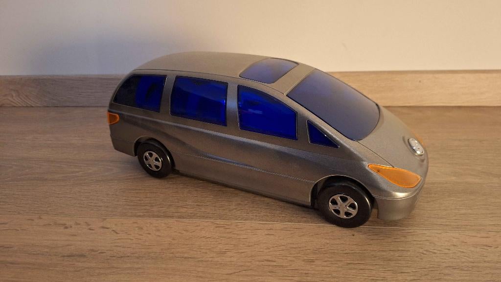 Unieke CD opbergwagen ... Retro grijze bus voor 32 discs, Ophalen, Zo goed als nieuw