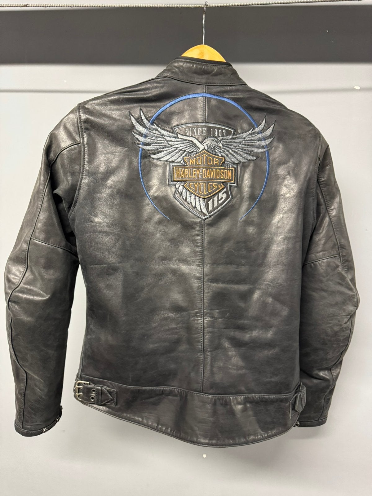 Heel mooie lederen Harley-Davidson damesvest maat M, Motoren, Ophalen of Verzenden, Nieuw zonder kaartje, Dames, Jas | leer