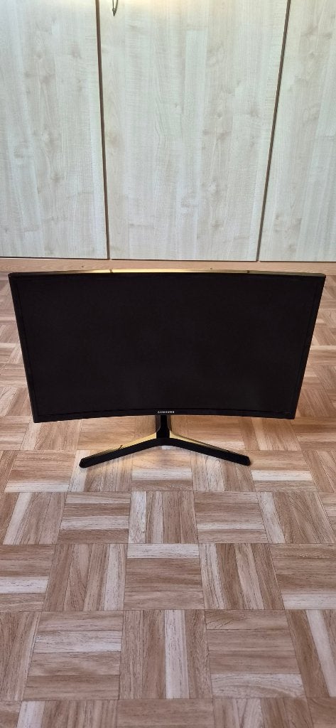 SAMSUNG 24inch Curved FULL HD monitor, Gaming, 3 à 5 ms, HDMI, Connexion casque