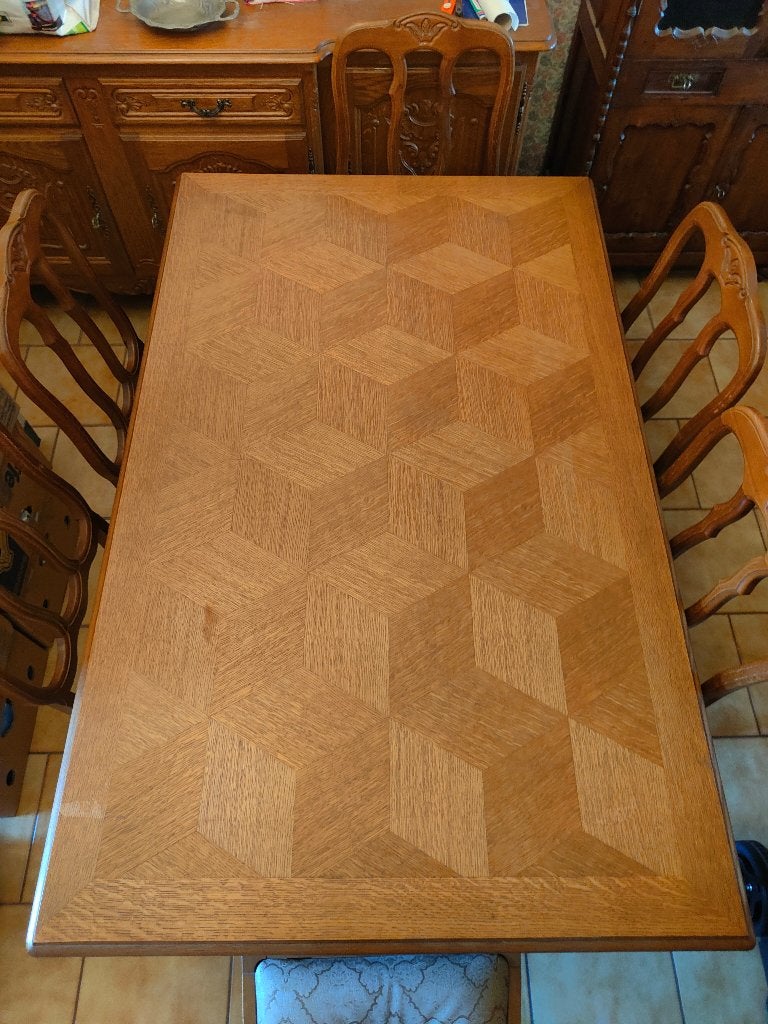 Volledig houten eetkamer., Ophalen