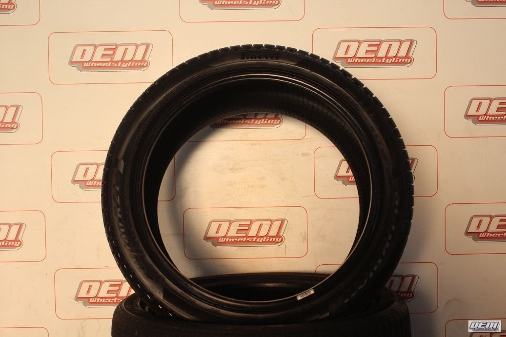 Set jong gebruikte winterbanden voor Porsche Cayenne, Gebruikt, -, 275 mm, -